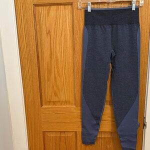 High-Waisted Leggings - Blue